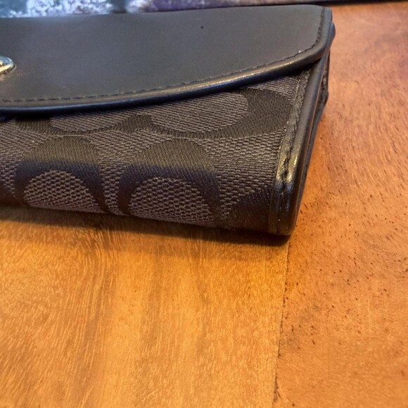 Coach Black Signature C Slim Ae 32 - Picture 4 of 8